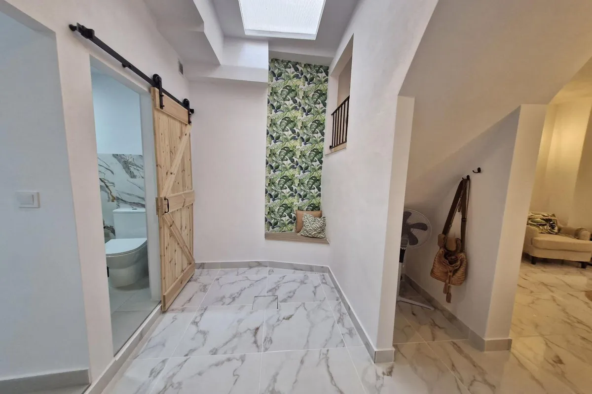 9c6279e8-4f77-4965-8cc0-9de8ca58355b