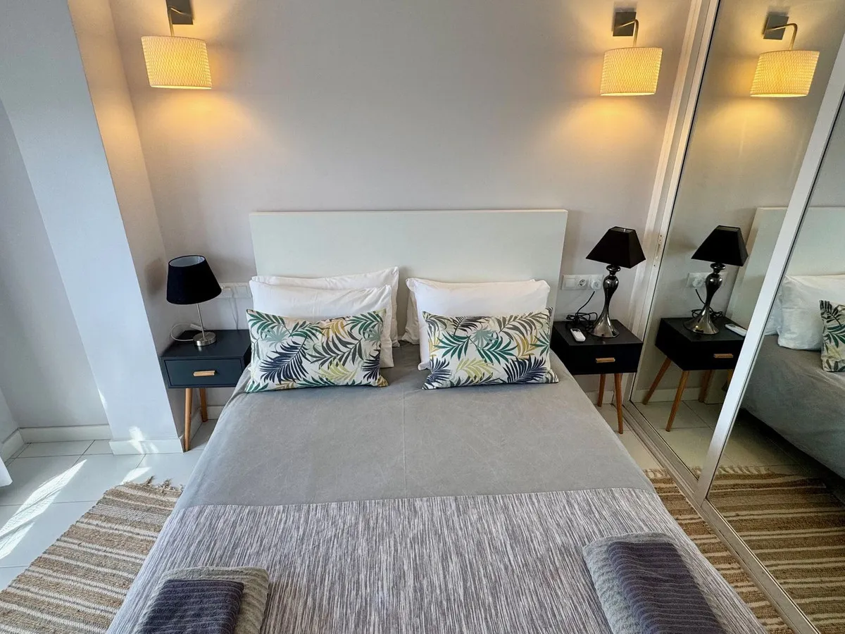 081f3199-d389-4869-90b2-72a663e813c1