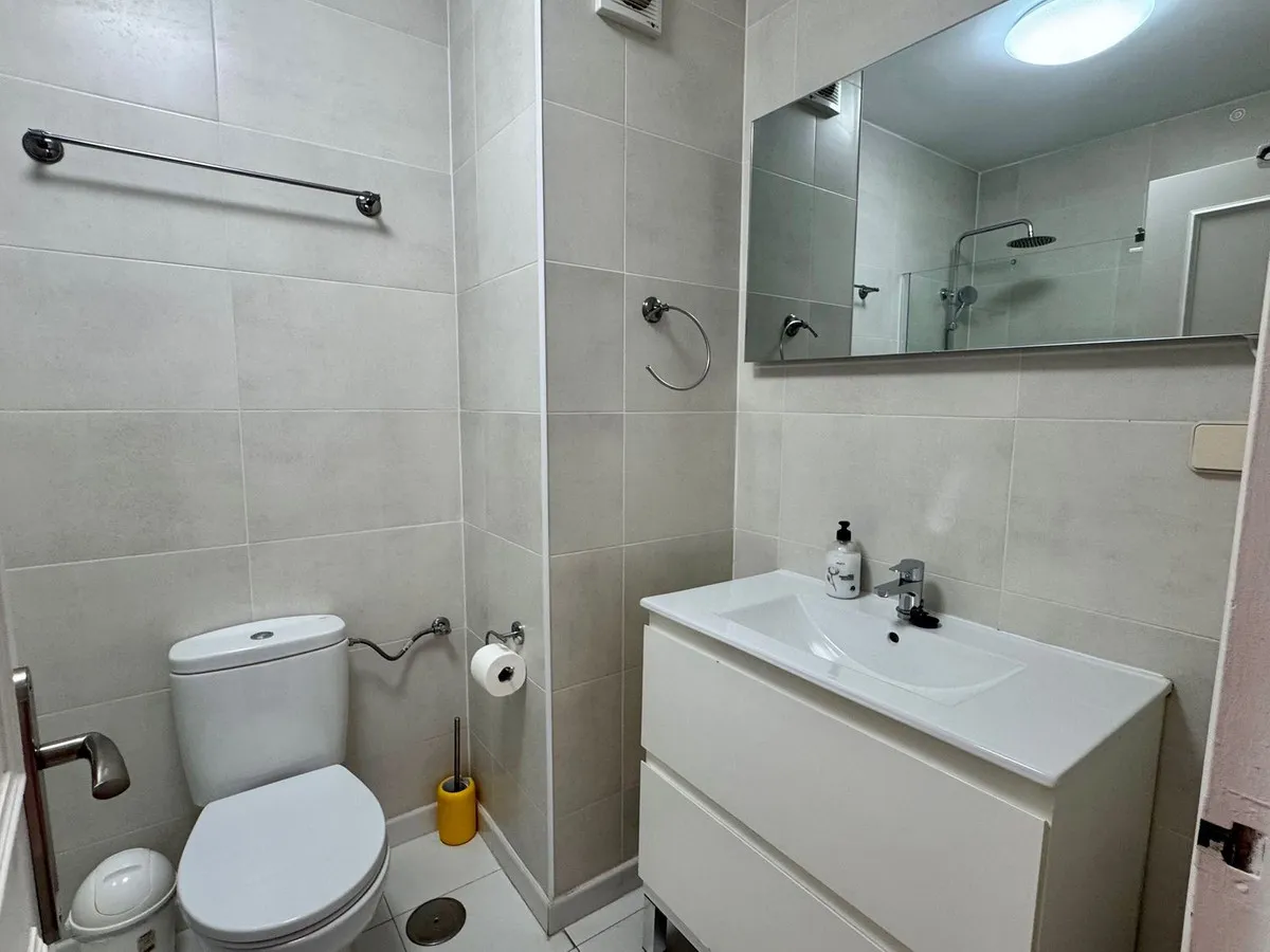 d91bbc9b-d714-4e94-8e6f-6f800eb40ab9