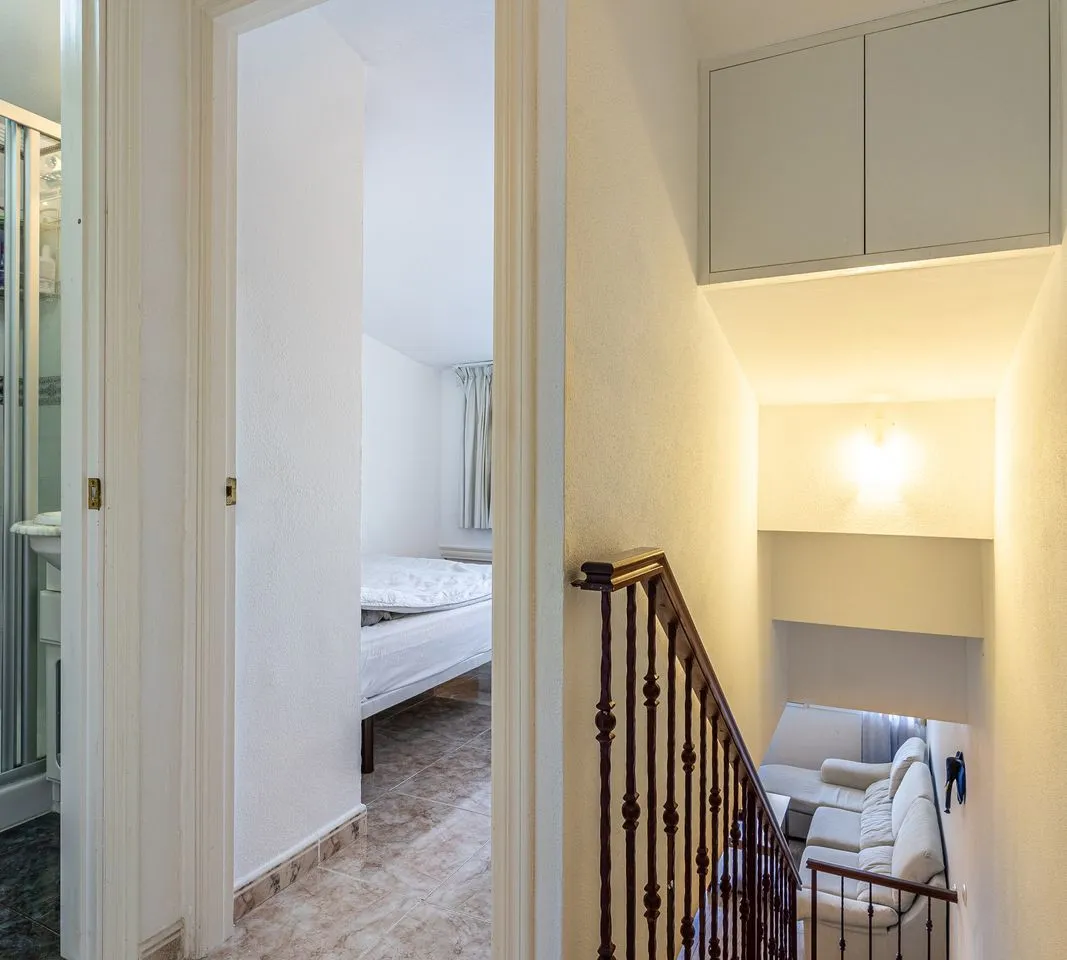 10c7ba06-b2f0-4df9-bdc1-2eb952dae439