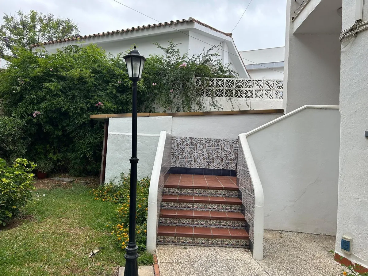 b975a271-f068-4382-9522-eb21fb6610fd