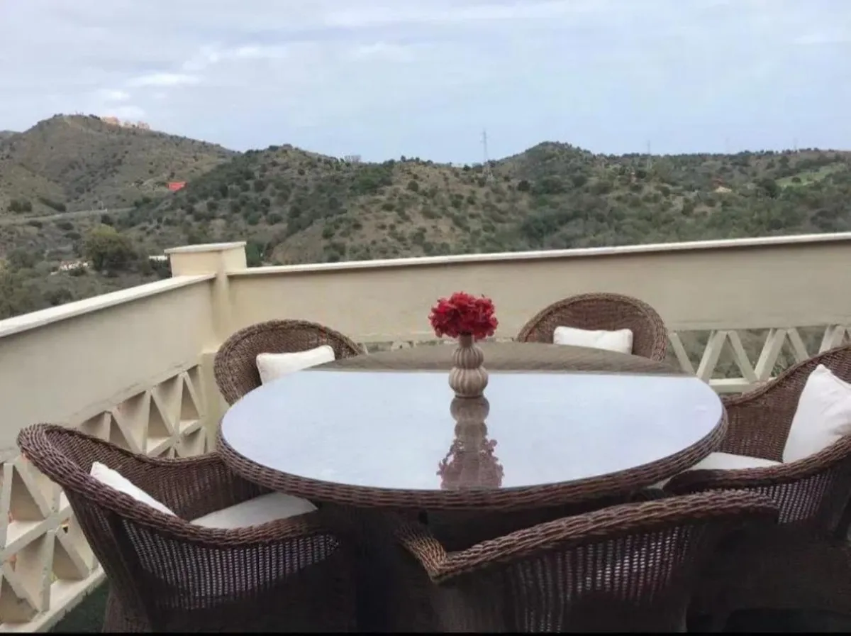 4060c9dc-7caf-46fa-9777-84fb00867edf