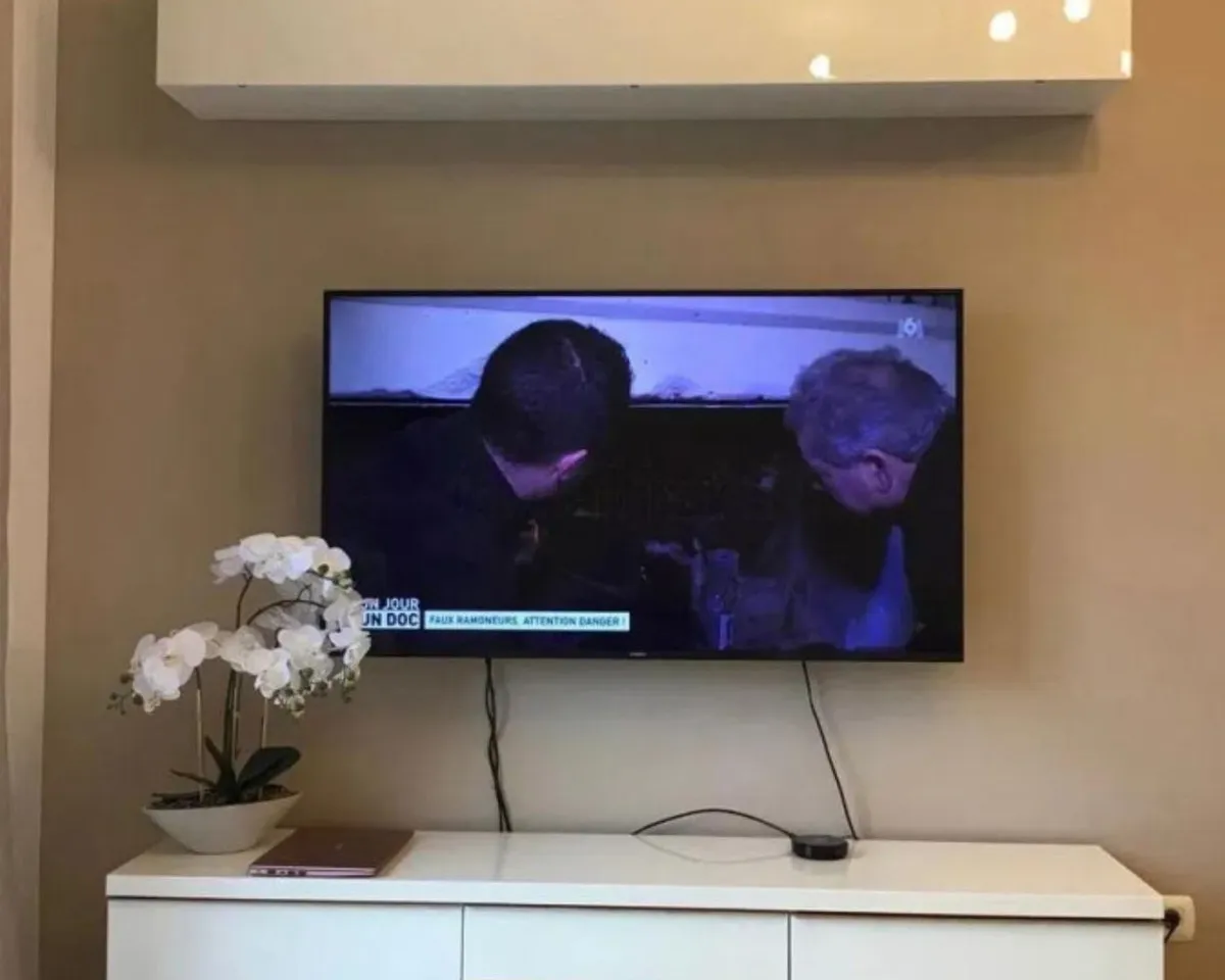 d56e0b80-09e1-4e62-b2f1-449f322effdc