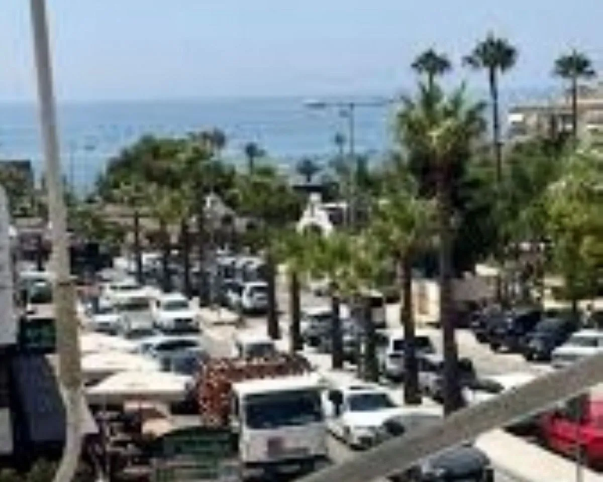 b2fc5124-2817-4d73-b44f-d3c0ac6f7f28