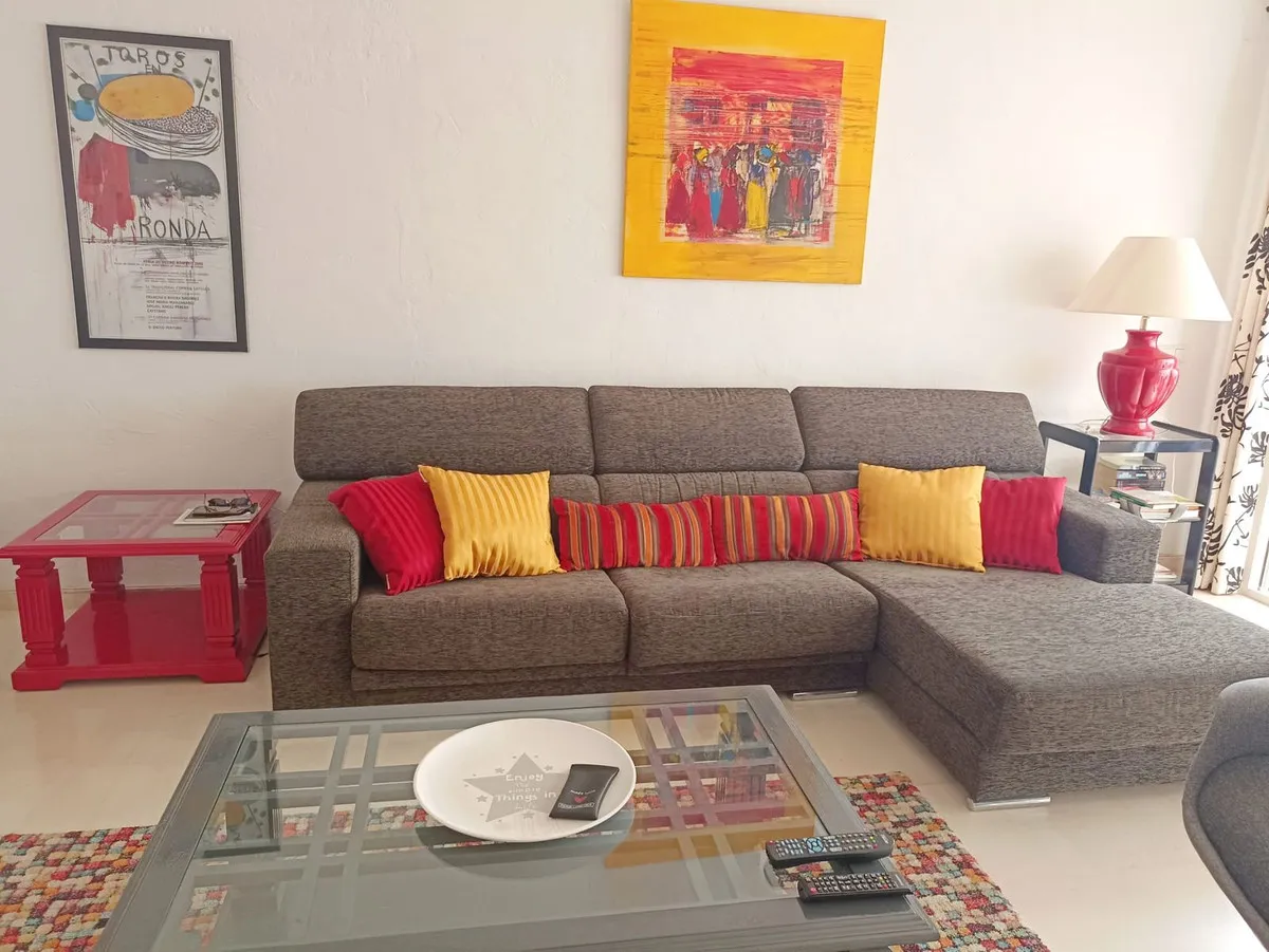 5b4d6cc5-32b2-42b3-a363-c9ed5c2581af