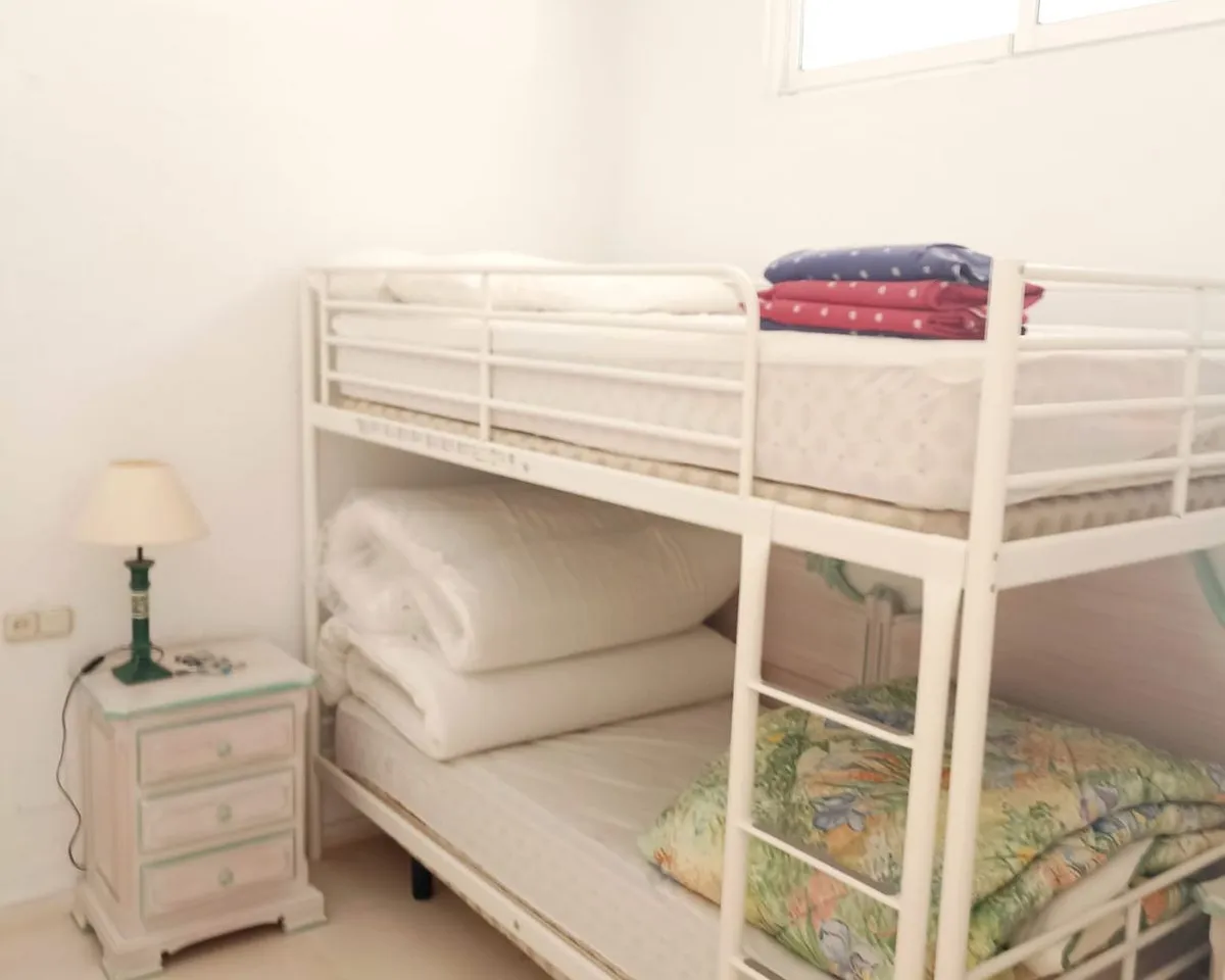 98b965d4-396e-4458-ad98-ed94d6020e14