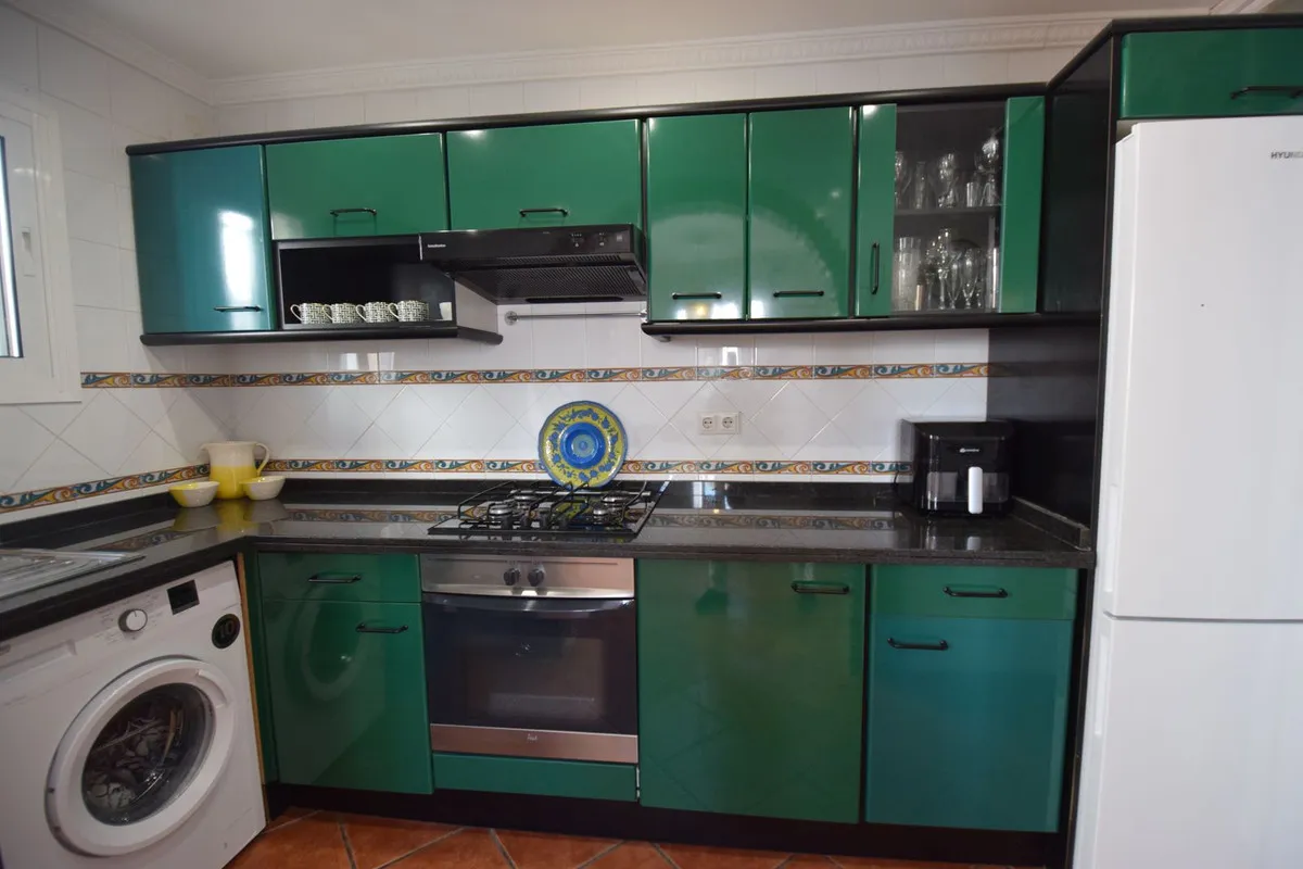 1429c237-3829-48d0-9b2e-bdbaef77fadc