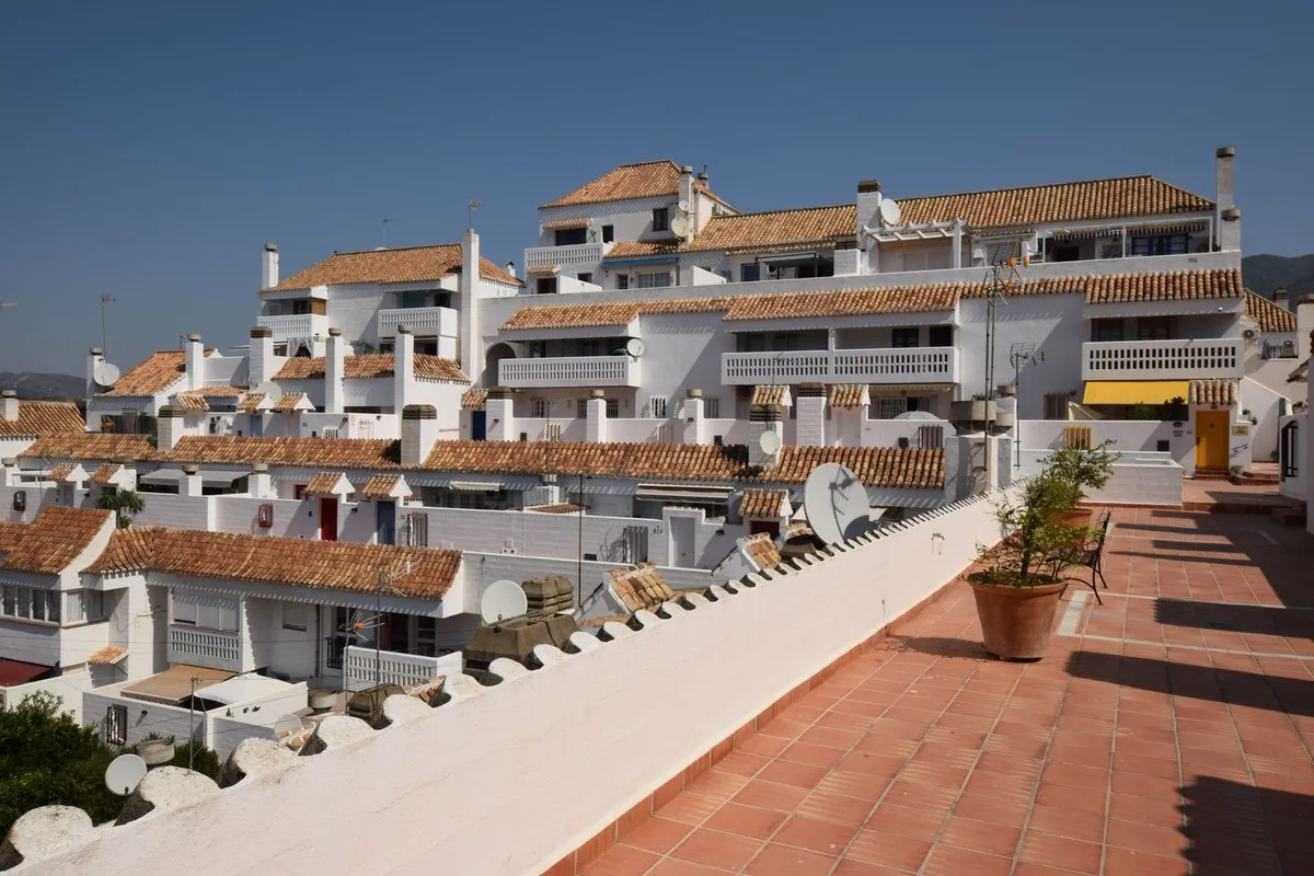 2f8e9dcf-5b78-46ad-85f9-aee50311e472