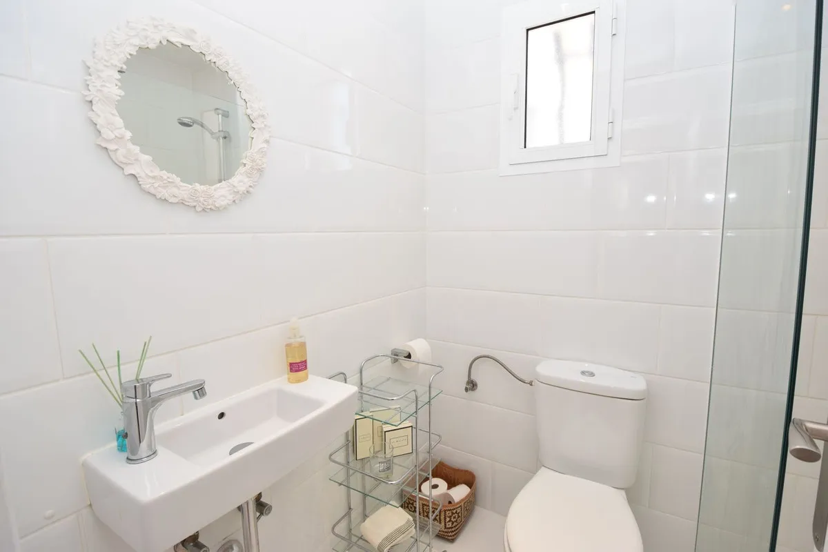 90a53a54-c2ef-42d9-b842-765dd3a5b59c