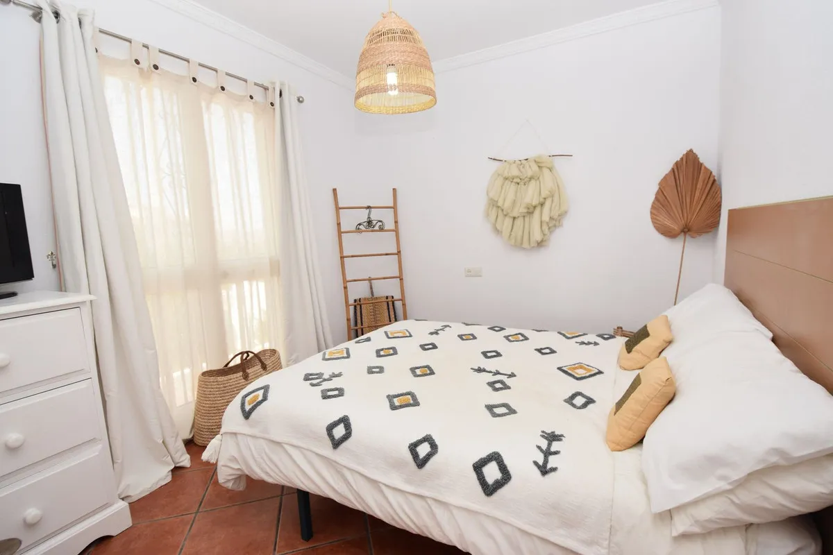 ad7bac46-a611-4b85-b40f-b401fe4ec03b