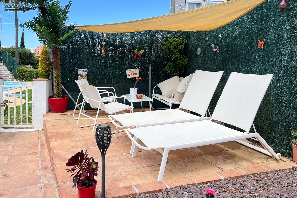 2594bb27-0365-40a1-b3a9-dd3d2d33f038