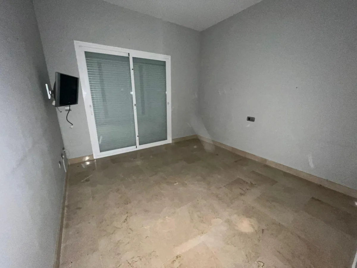 f1aed864-a09f-44c1-8c13-45125426d77f