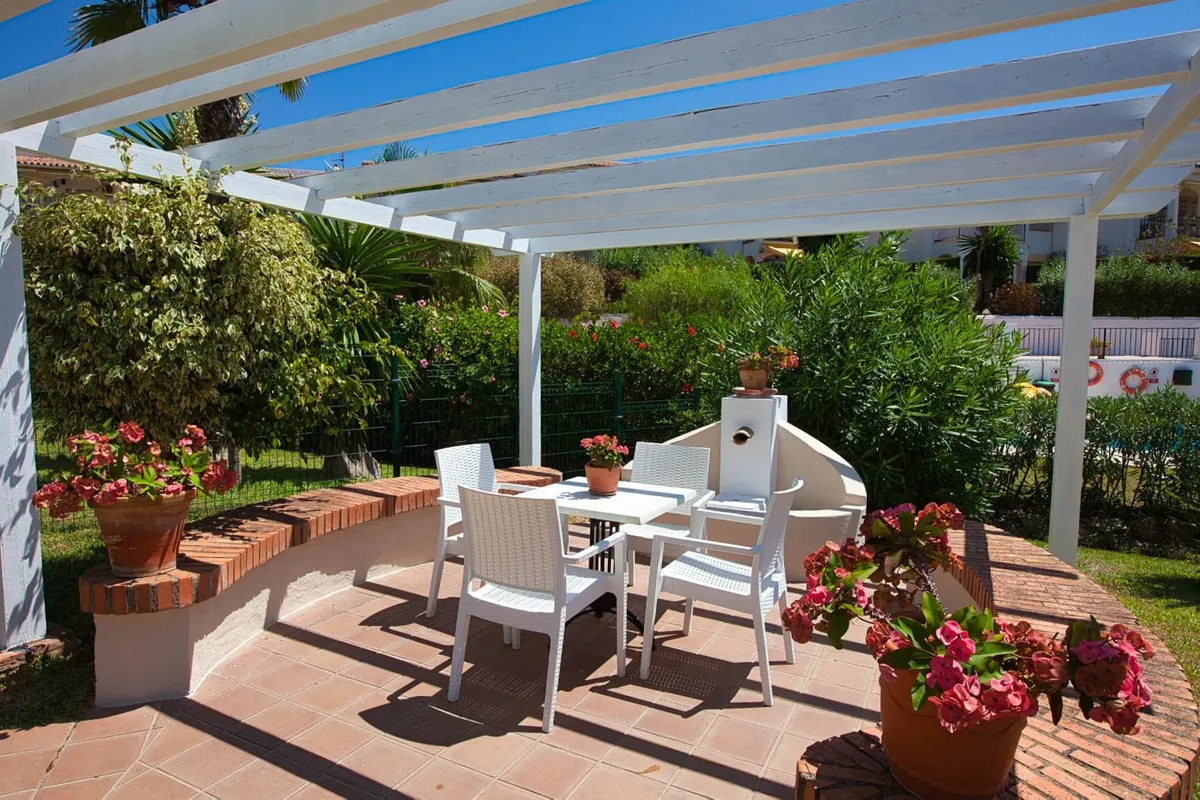 322db007-6c8d-42fa-bef6-e1d63bf3579a