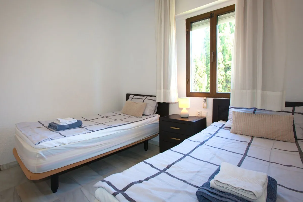 484182c9-1ad7-4e12-b5a2-306206d61072