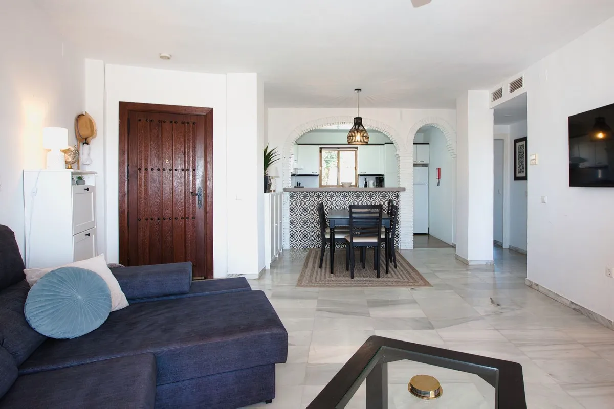 8c50a1a5-fbd5-4ae0-a240-f7fb7c65fc3e