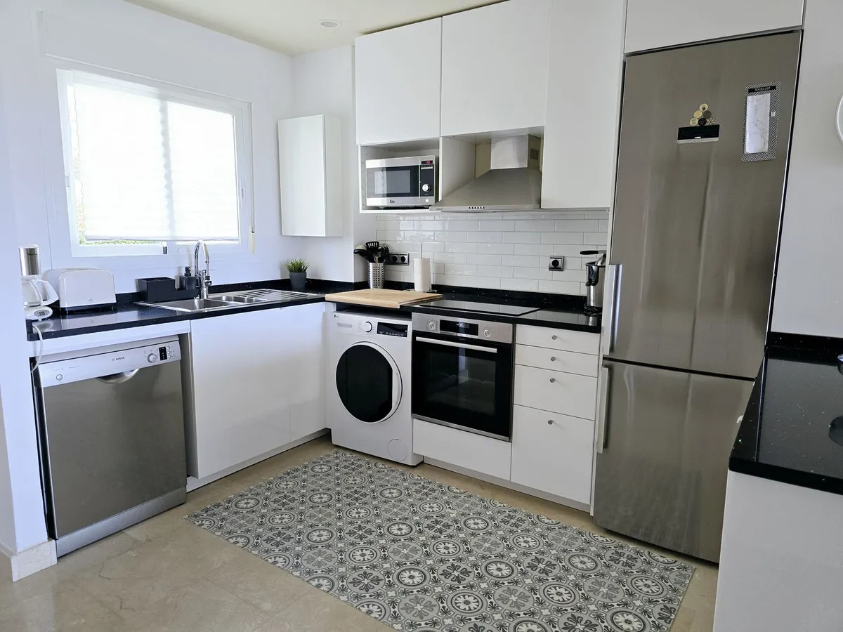 171ff135-fd2a-44c5-9d56-2e7b32455a0d