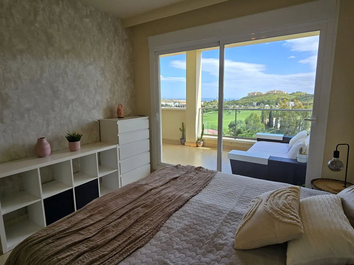 229e574d-cabf-4bba-a7fd-bde6bb1ecbf9