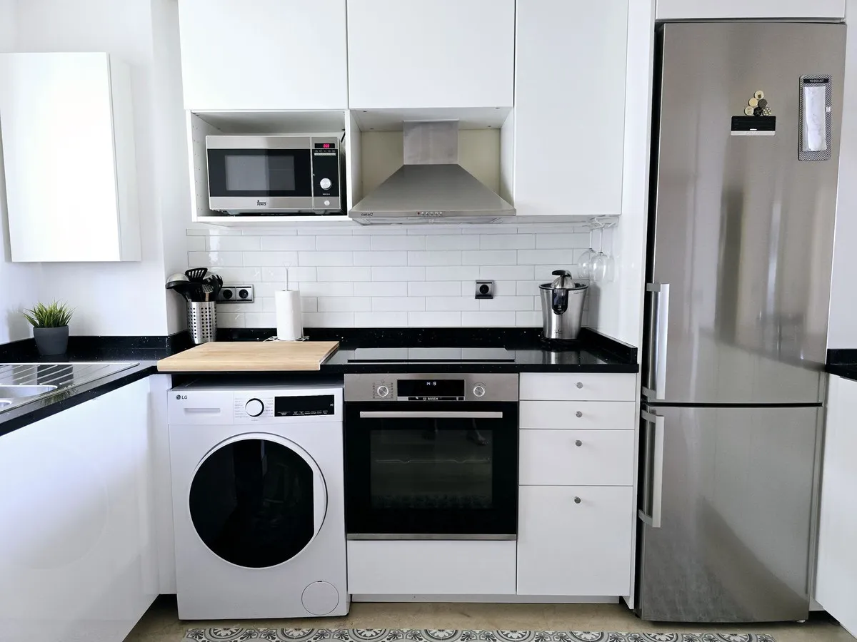 52baad2e-e0dc-4c54-a3b7-98ccc49522b8