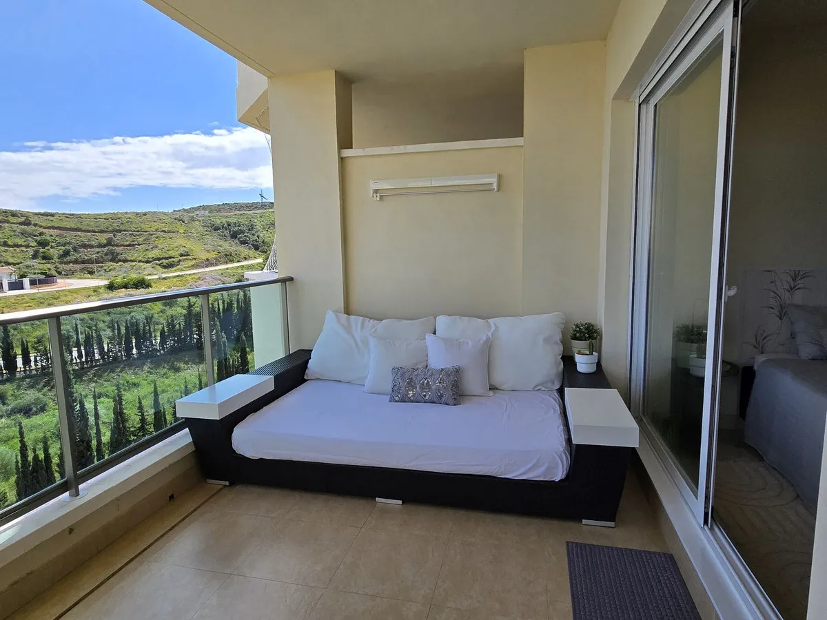 a9b30545-b24e-41c8-95f2-61e71a98453a