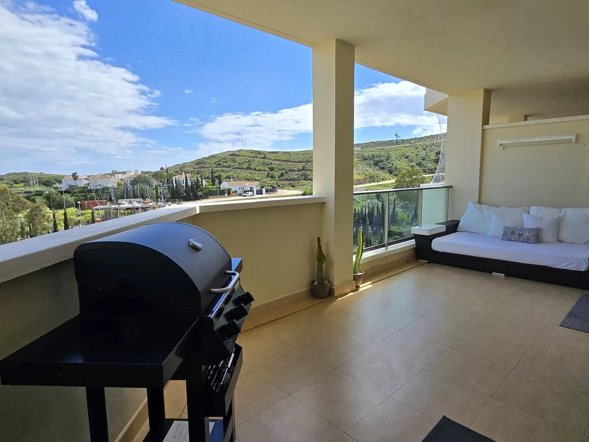 dd62bfe2-5aed-4b8d-8c0a-ef9fb07a9866