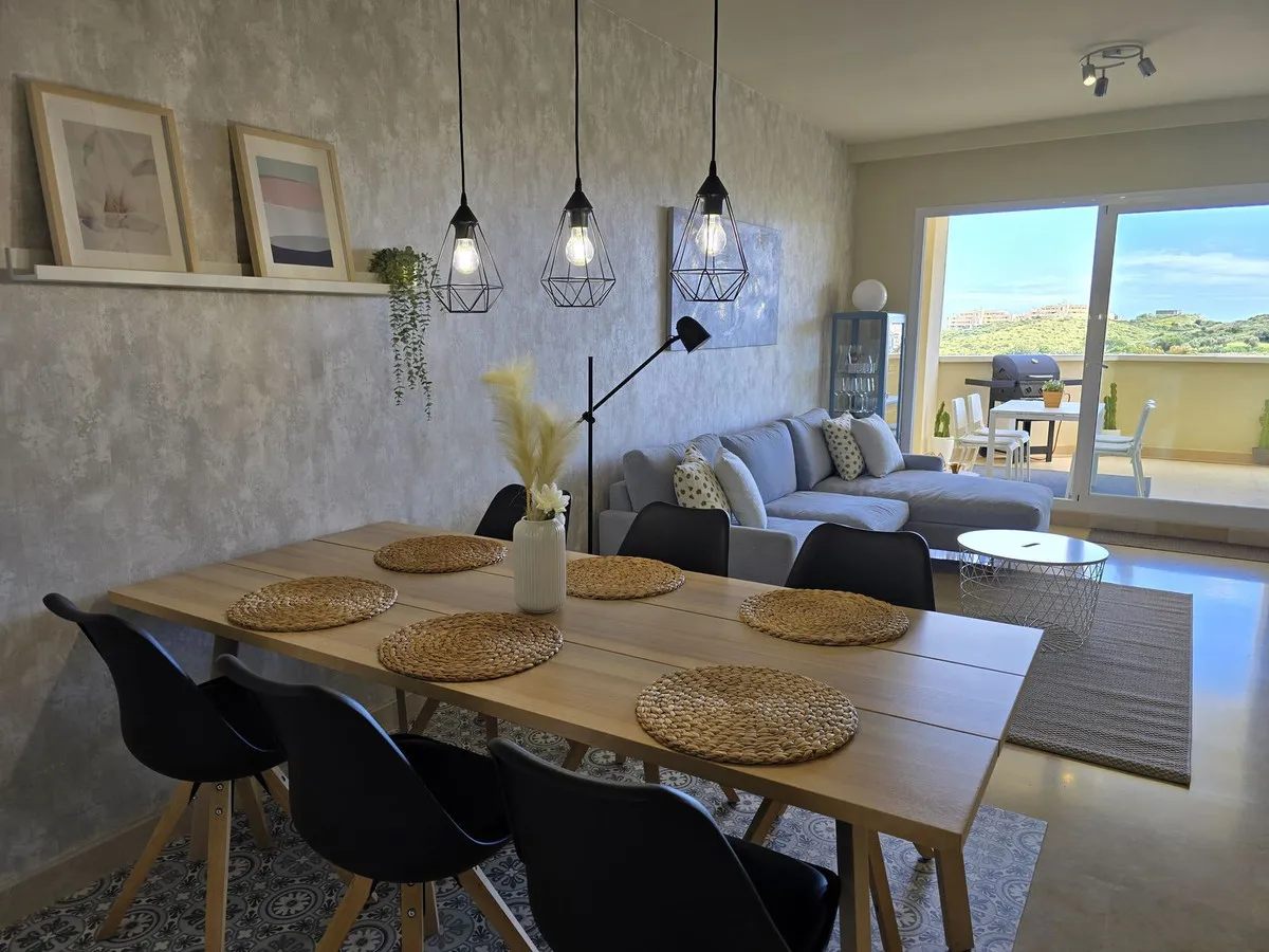 f4a7dbd0-6748-4d39-95de-d54d57c6cbf3