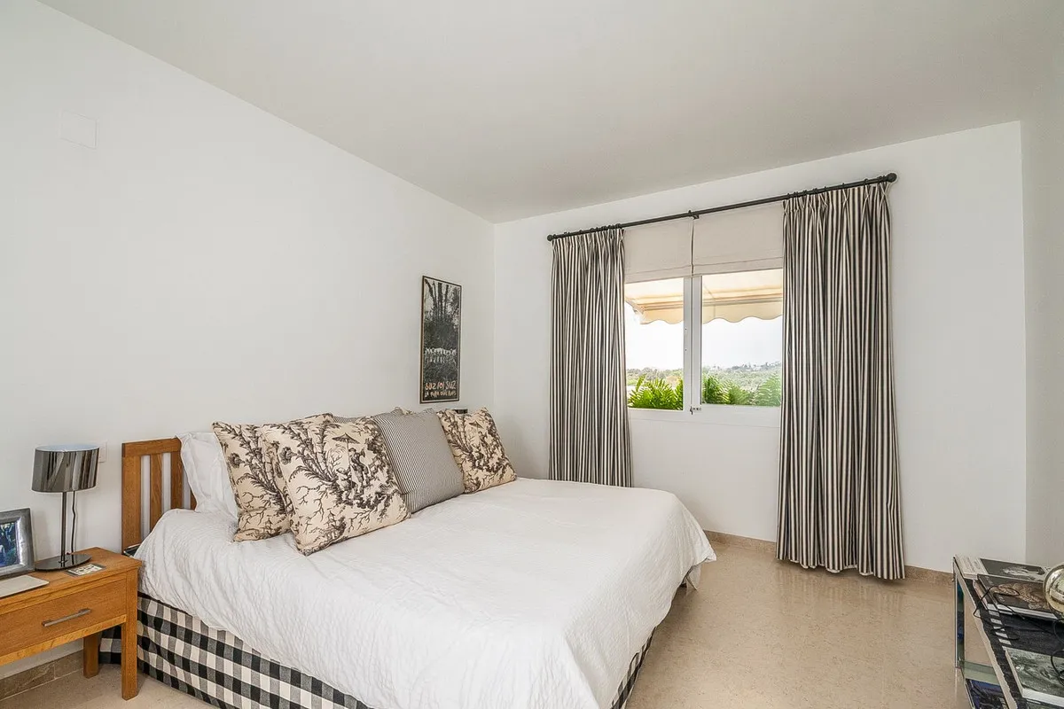 1c7466b8-456b-4590-8b9b-fe7e6f88ee95