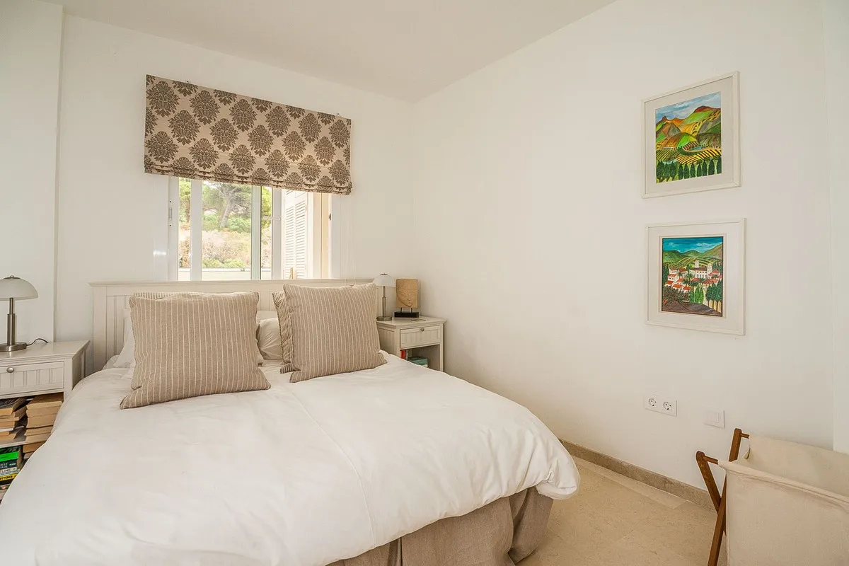 2cb18510-4f5e-4190-b190-f80b857681e3