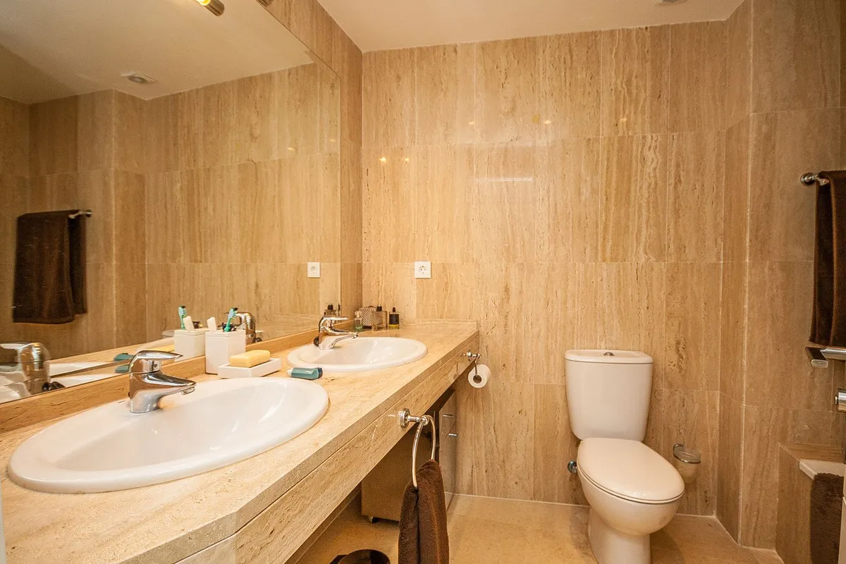 32c902b7-be59-4699-b63c-04fad80be56a