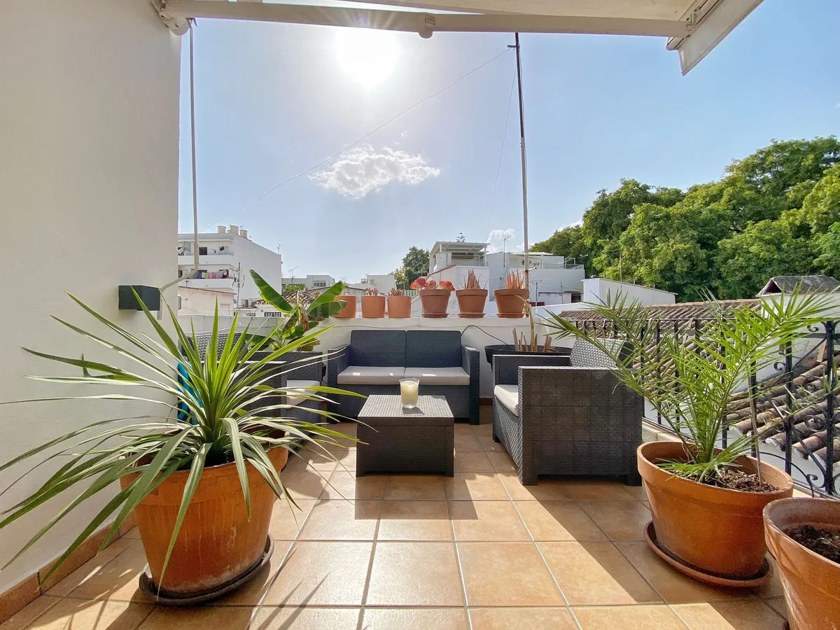 7f75ccd0-94e8-4927-a68d-8950a2af445a