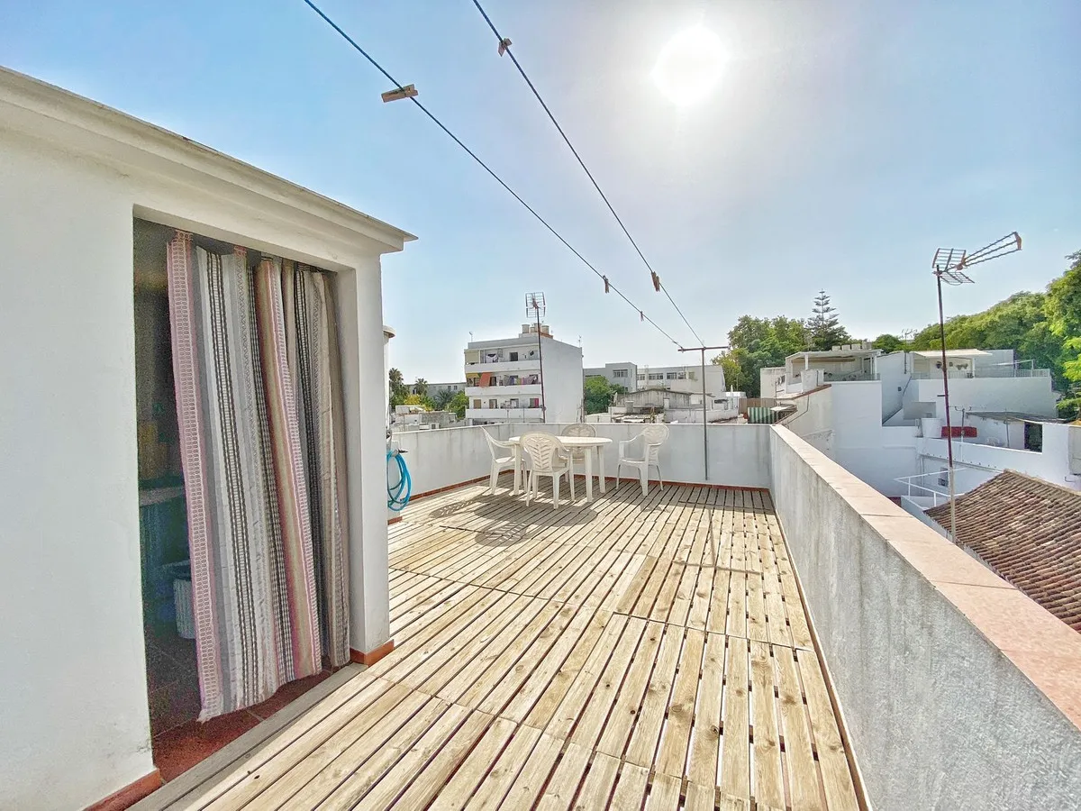 b6c66030-0cf6-454b-b1a7-e71eb117168e