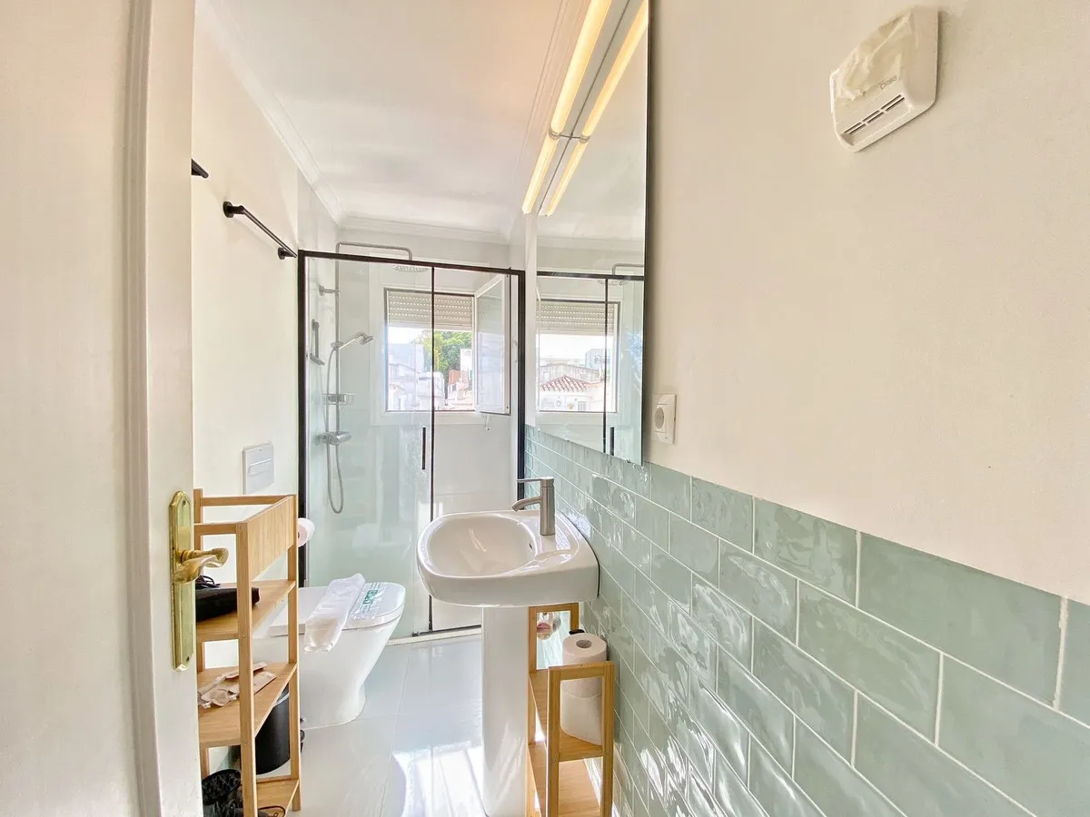 c13f3d6c-1b80-4521-83fa-232953382b7b