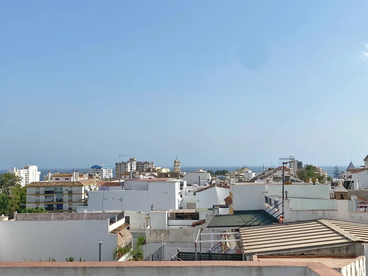 f8d33ff1-794e-4bc2-9924-9257894c22a1