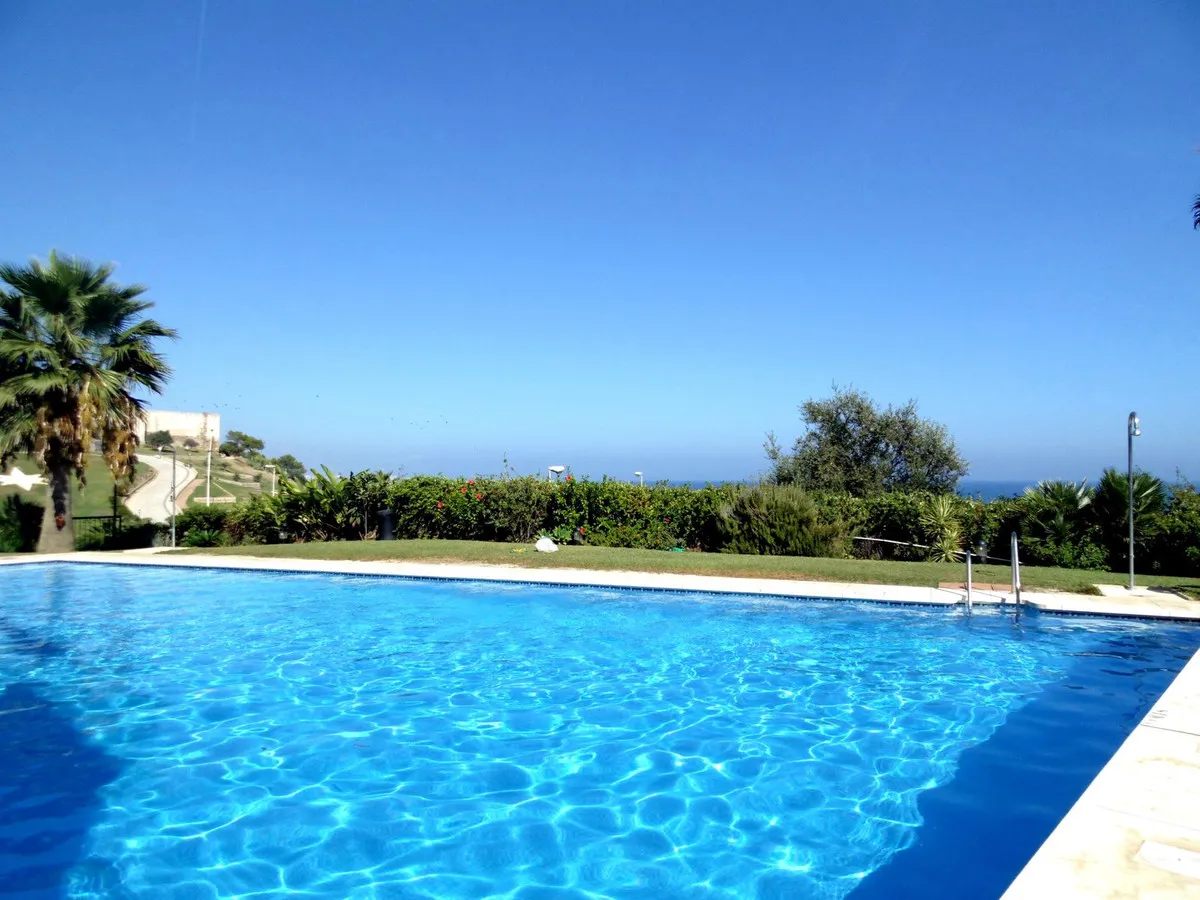 81bfb0f9-7eb2-4a38-9fc8-01b75dc5686a