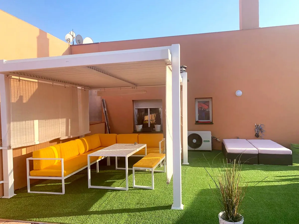 e0bbfbc7-54fd-45da-adc3-2806464c8827