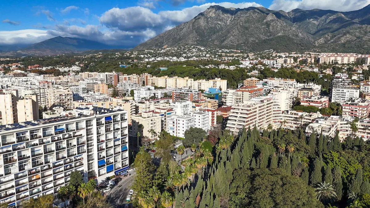 a5f826cd-721a-4f52-93f9-17fd35c30e3a