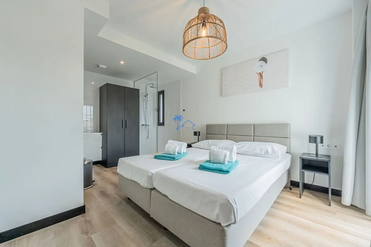 7a78f840-bdf1-4eaa-9f81-a3868d0d52f4