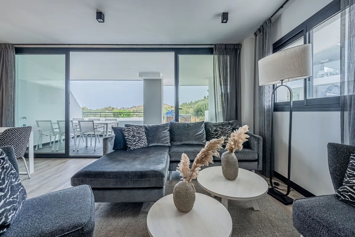 823f9478-51d7-4647-a943-396573a575cb