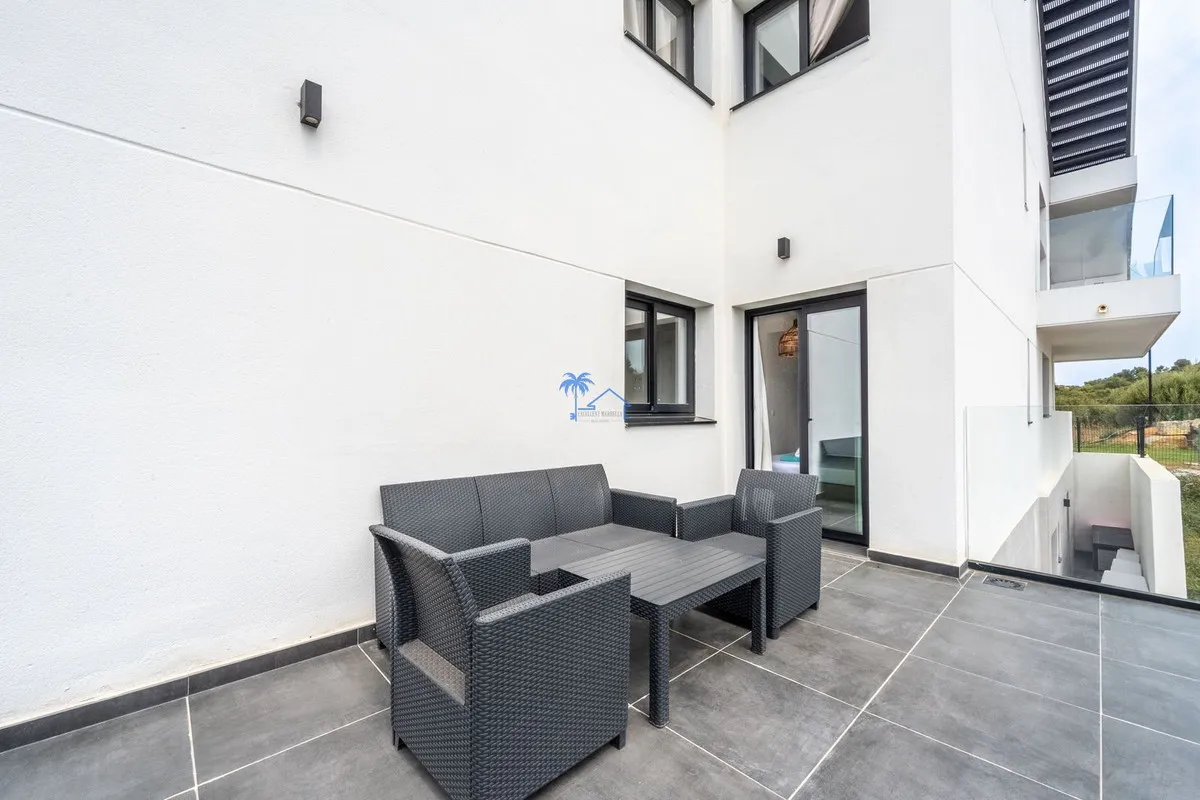 93261b9b-e808-42e3-ab48-fd72e07524d6