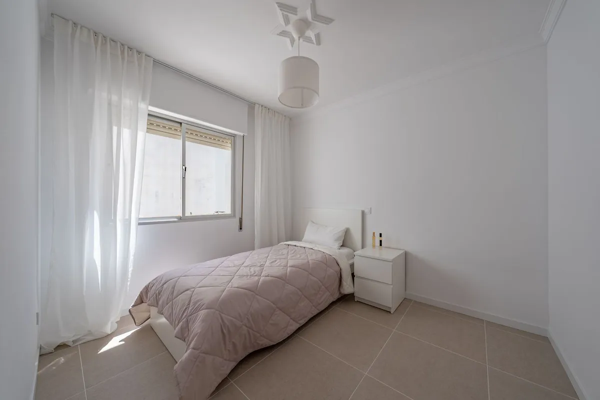 04e2af25-6d5b-44c7-8ac5-5d1f57d75a9f