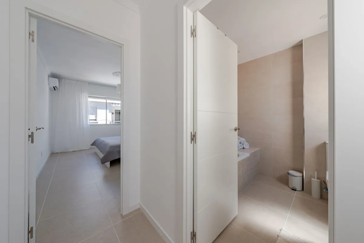 f40edf6d-982e-4b6d-8ed8-7dc2e046c05b