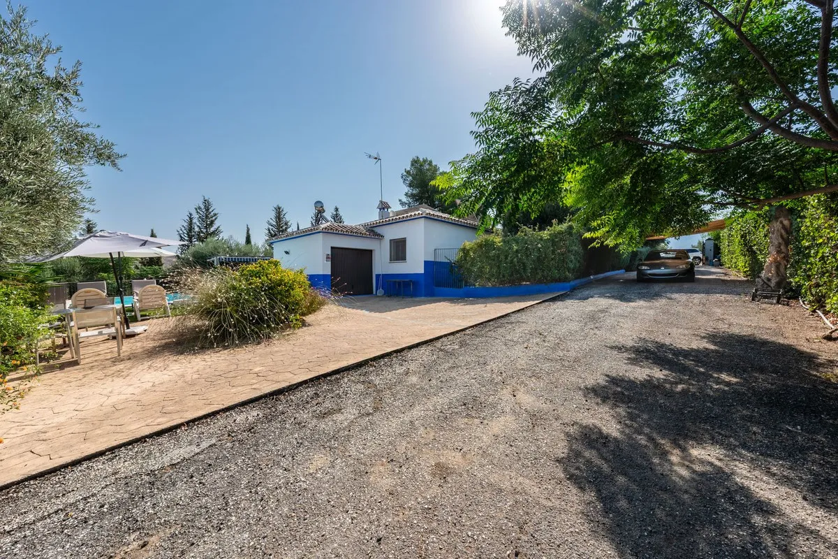 cf4b5128-2307-4c48-87da-b7873f77cce8