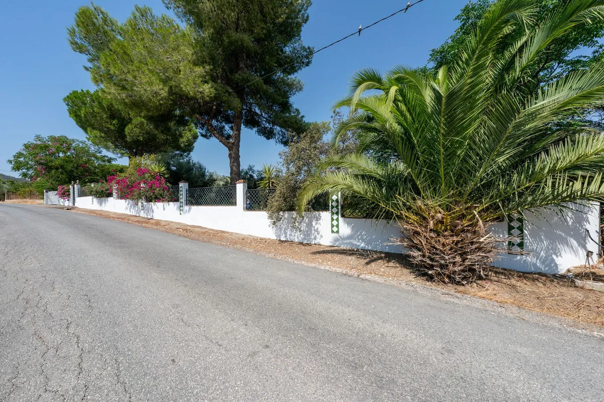 e5301876-7e63-4f9e-8f16-e0e5bfd286f8