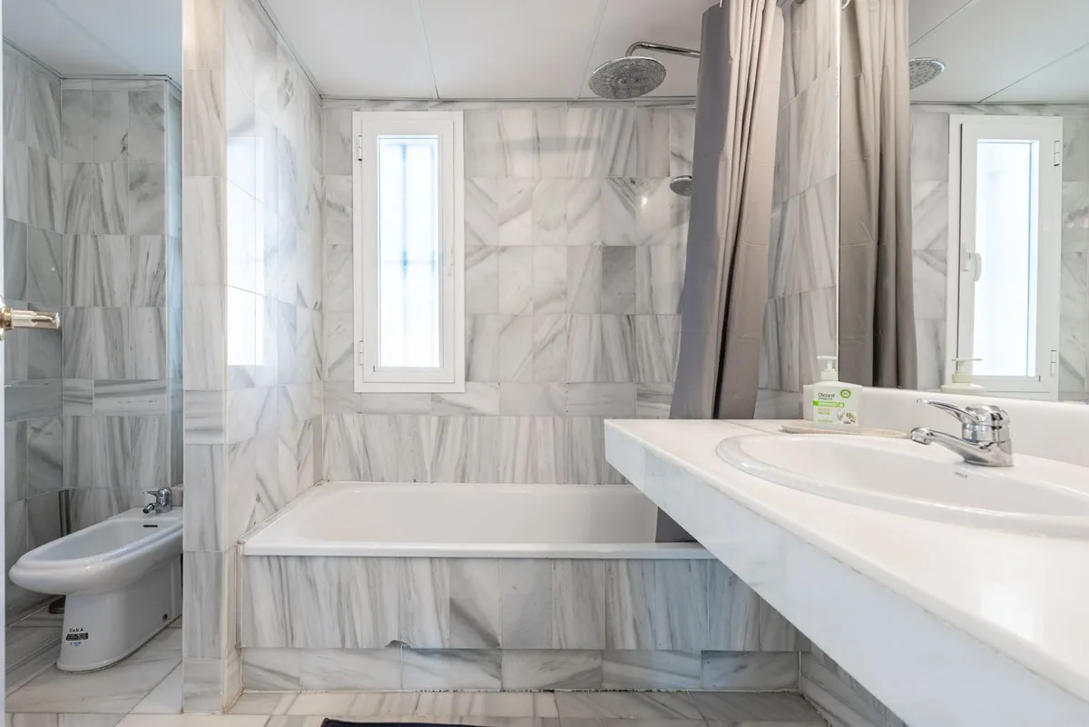 60597433-236e-44fc-83a5-65f0b55b19f8