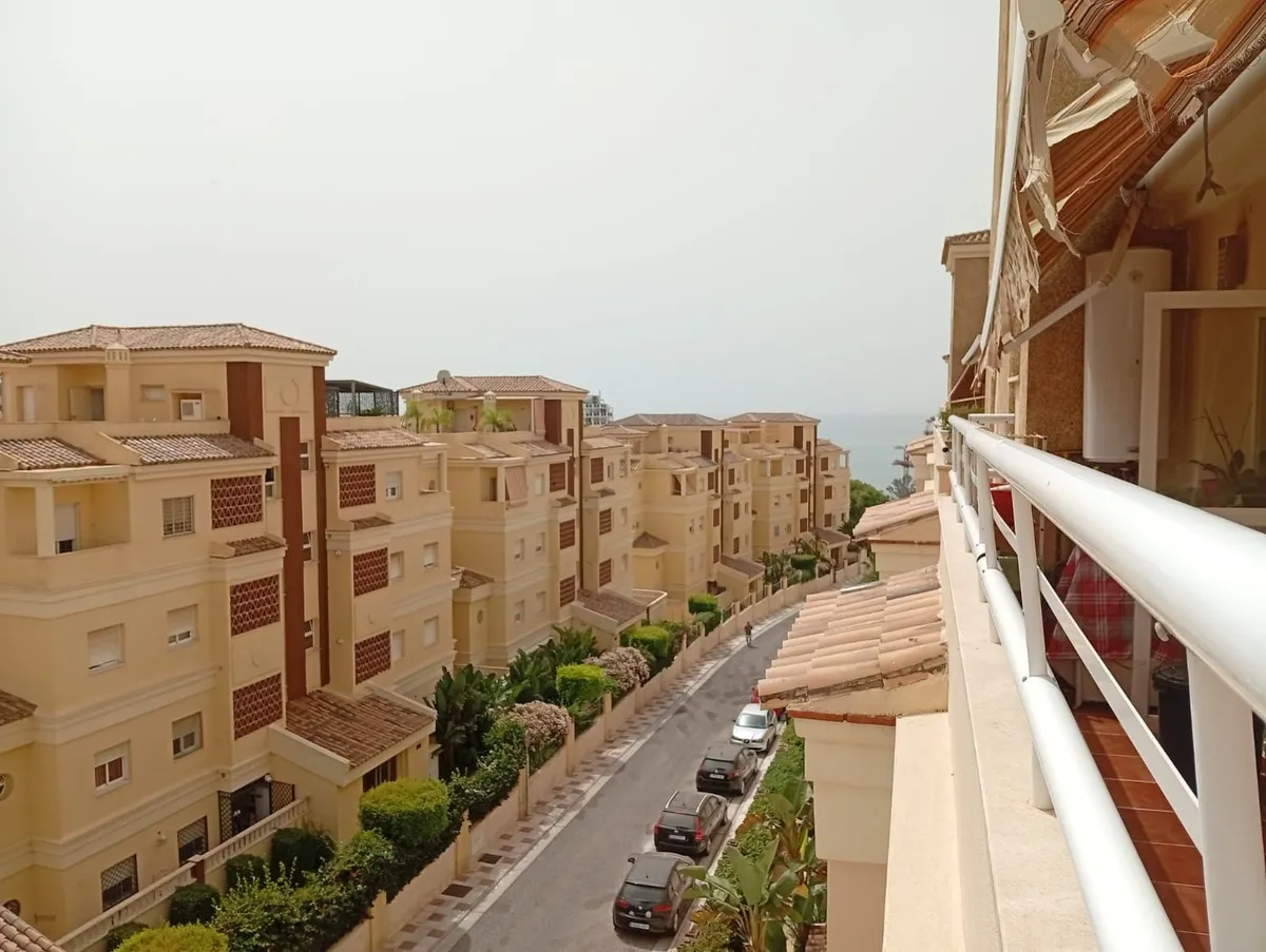 0de32b30-8310-4bb9-846d-e3309178fb19