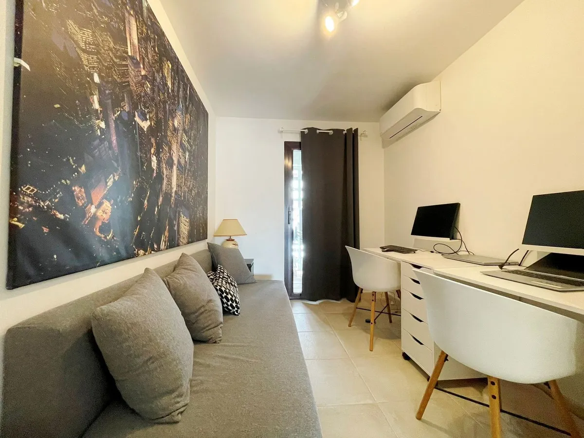 12b7a7e6-1ba2-46f1-9b61-c14e50dba221