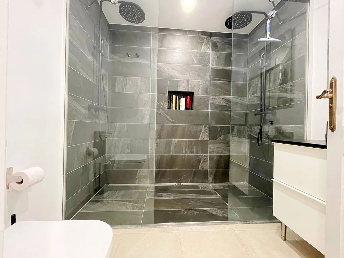 a1bcd493-4d15-4a58-80da-903103ab91bd