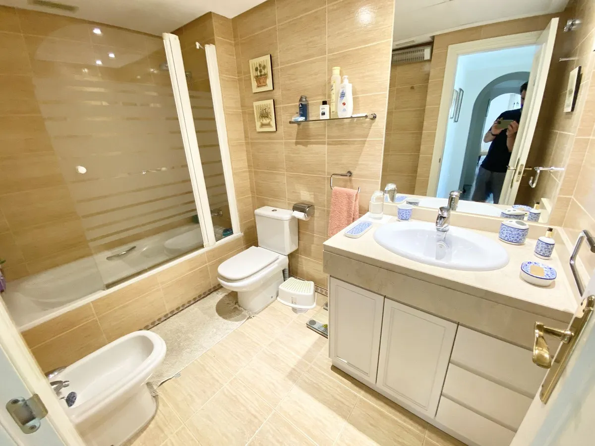 559c07b7-6457-4839-9b45-d6628cdd219c