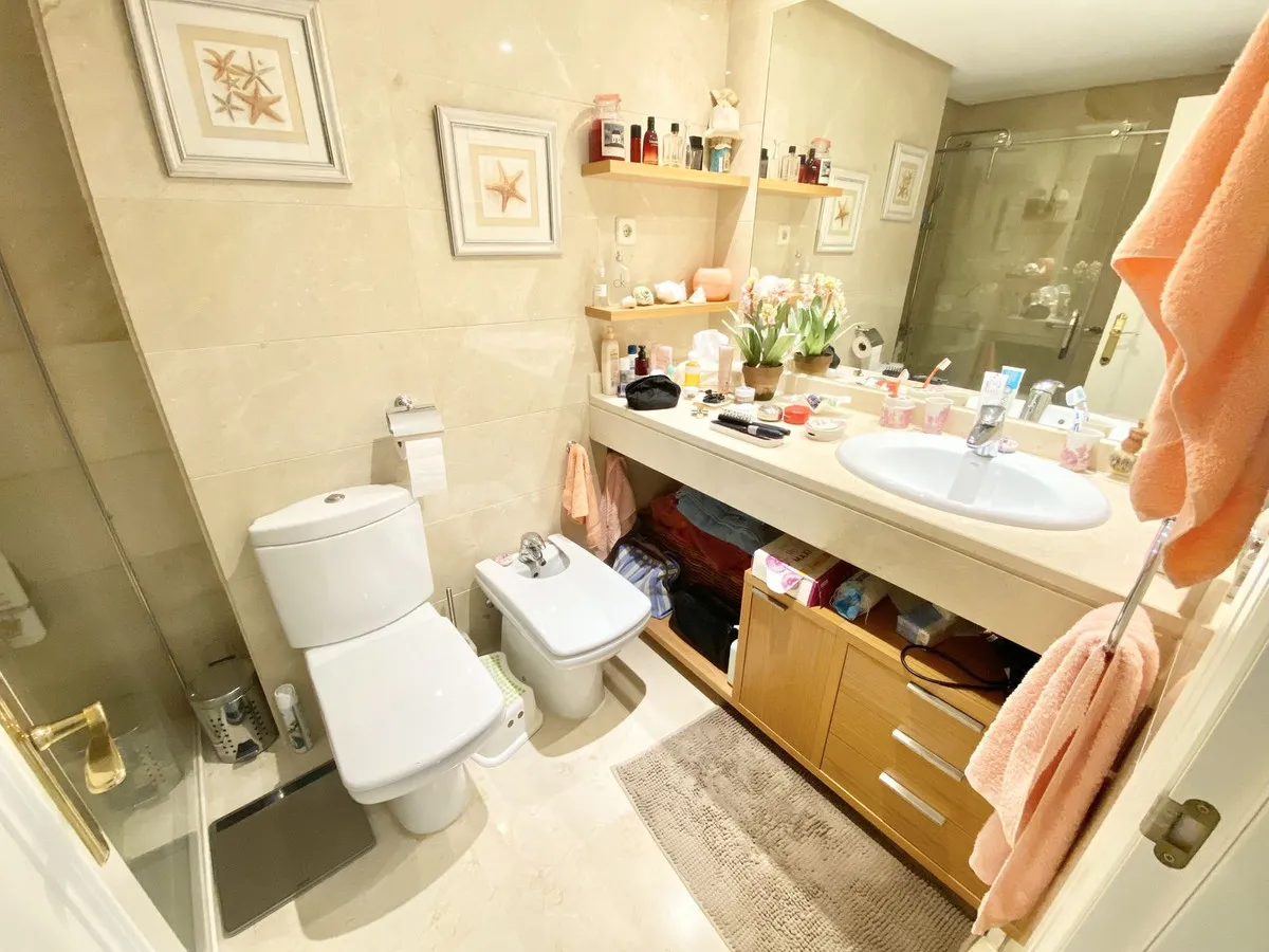 dc7df4b3-4583-4f16-a7f7-c9320a87d37b