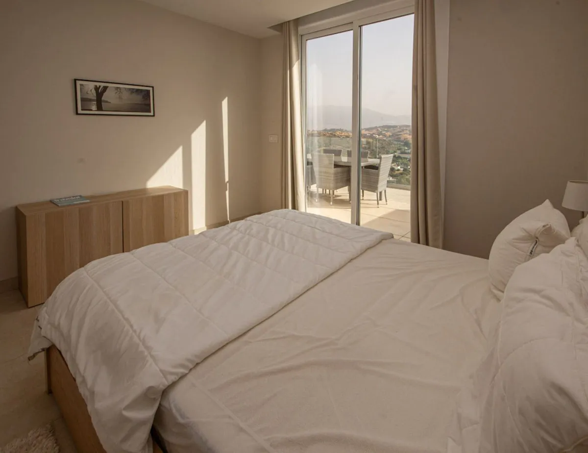 4fccd31b-b21c-4df9-a51b-fc0815d55710