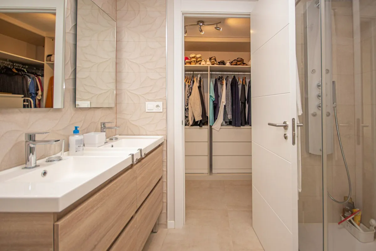 89fd5cf7-2824-4421-8f07-f2356e4a4b5d